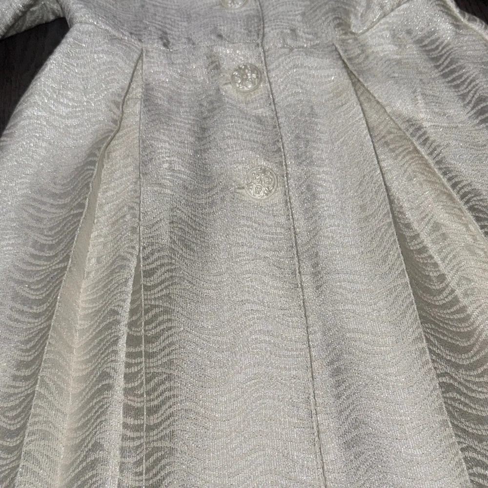 Elegant kids Faux Fur Trimmed sliver shimmer ivory like Coat
